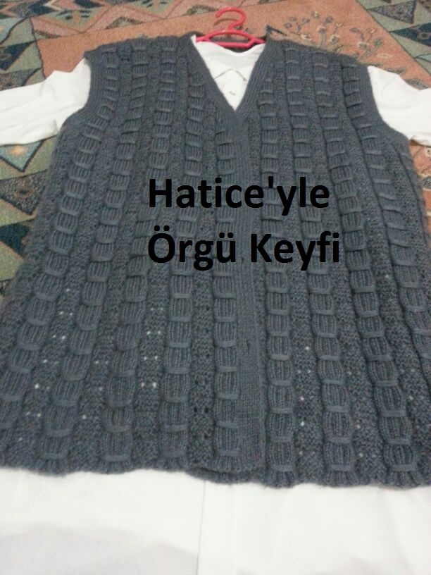 2 şişle yapılan bayan yeleği